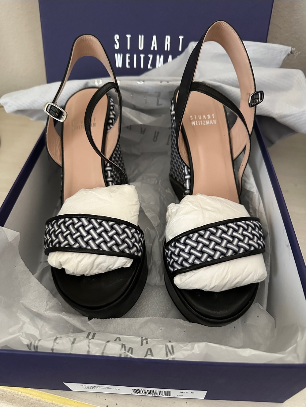 Sz 7.5 Like New Stuart Weitzman Holiday Pipe Blk & Wht Woven Wedge Pltfm Sandals